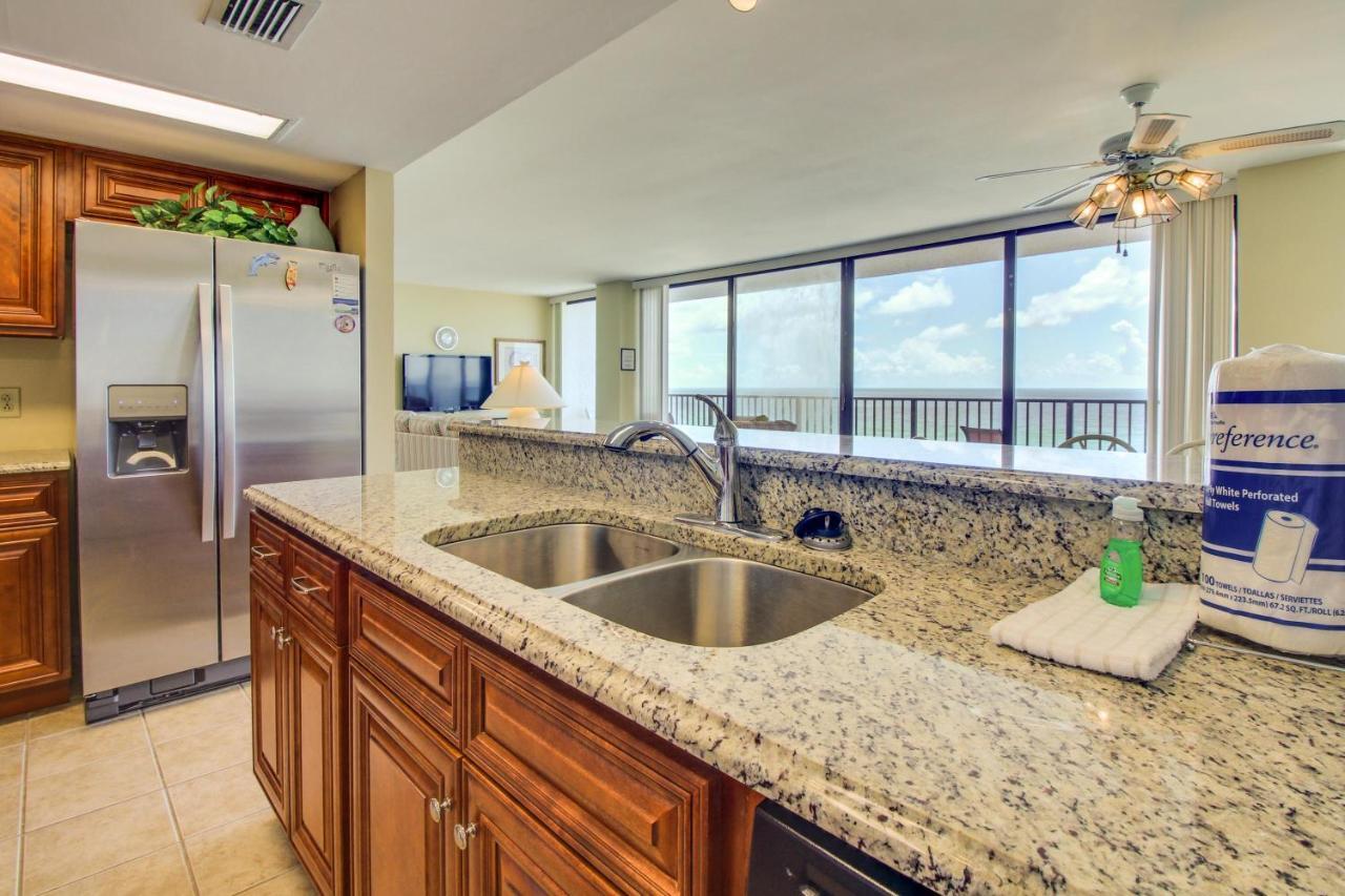 Holiday home Seachase 701w *